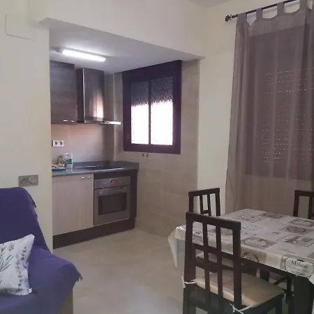 Apartamento Mª Angeles *